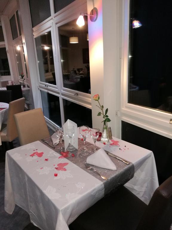 Rome Hotel Saint-Nazaire-en-Royans Exterior foto